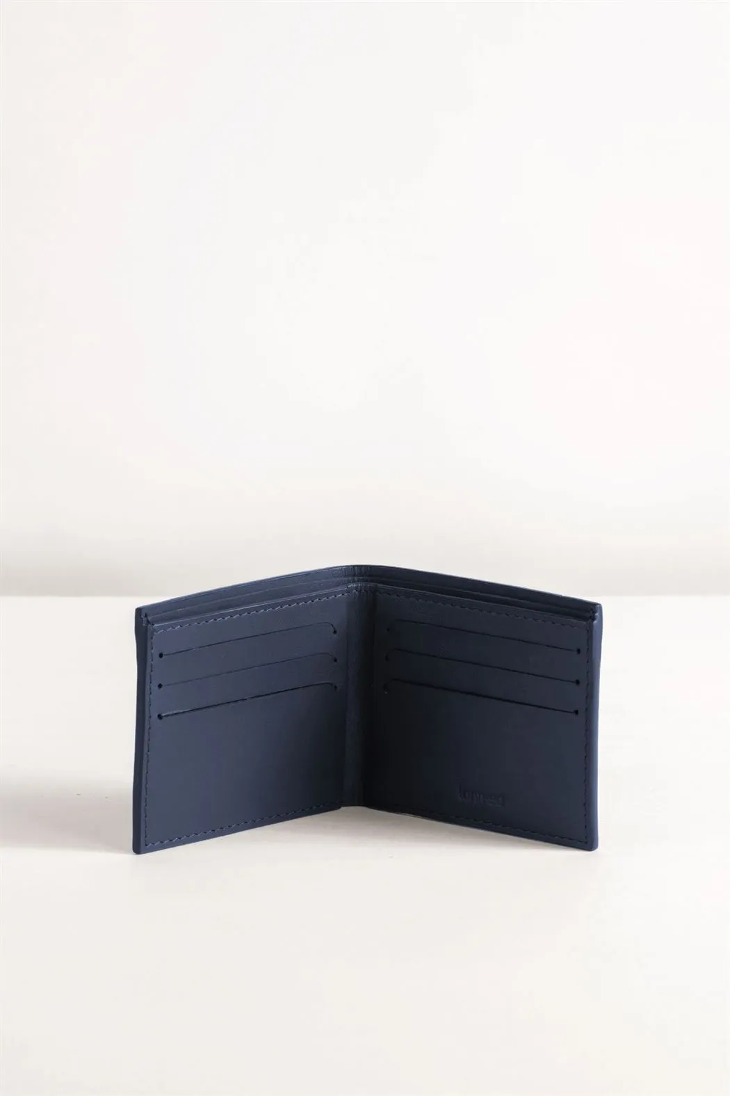 Tanned   I   Classic M Wallet    Wallet  Navy  TO/MW-NVY  I Leather Bag