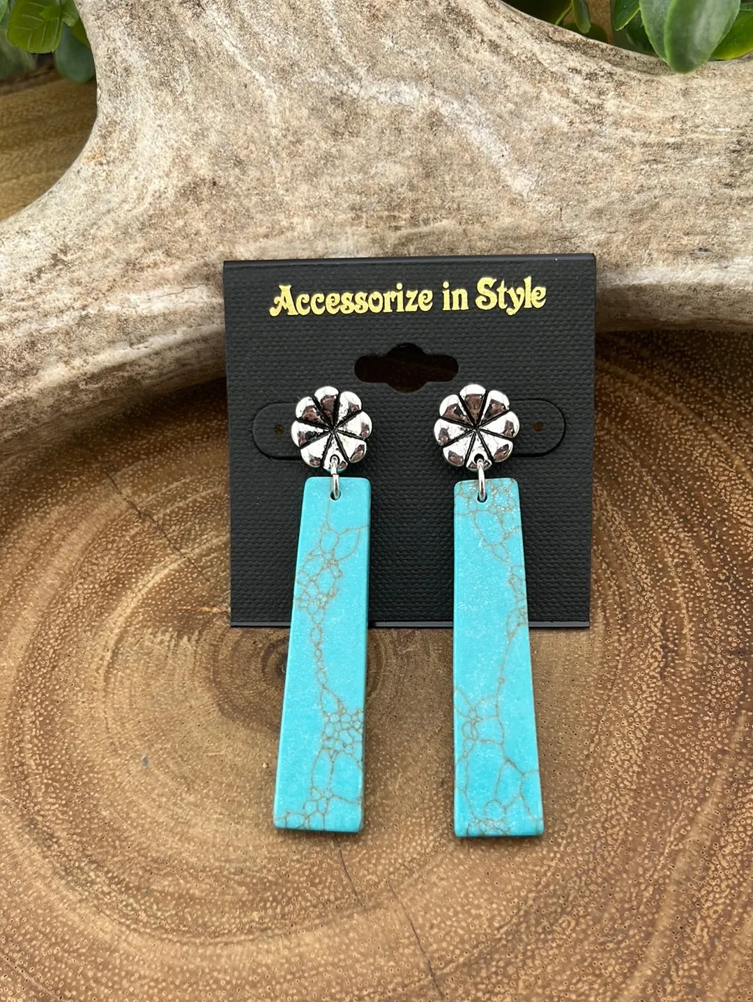 Tilly Floral Post Fashion Bar Slab Earrings - Turquoise