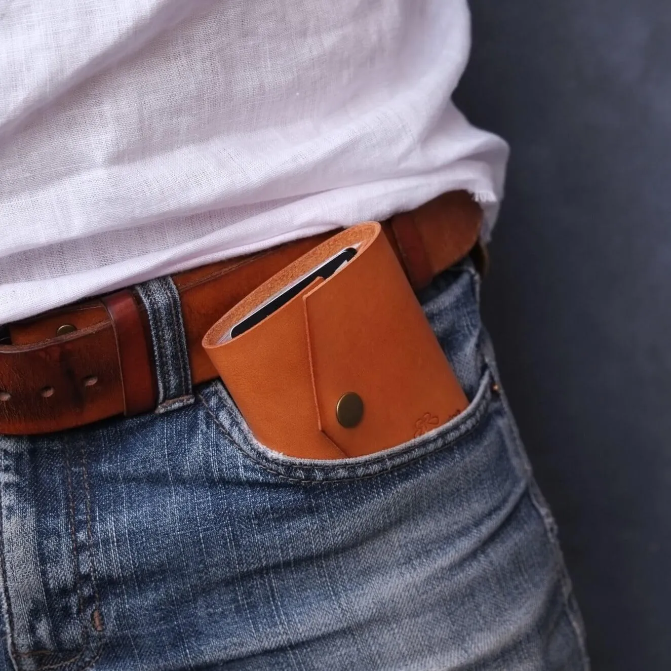 TRIFOLD WALLET  /  TAN