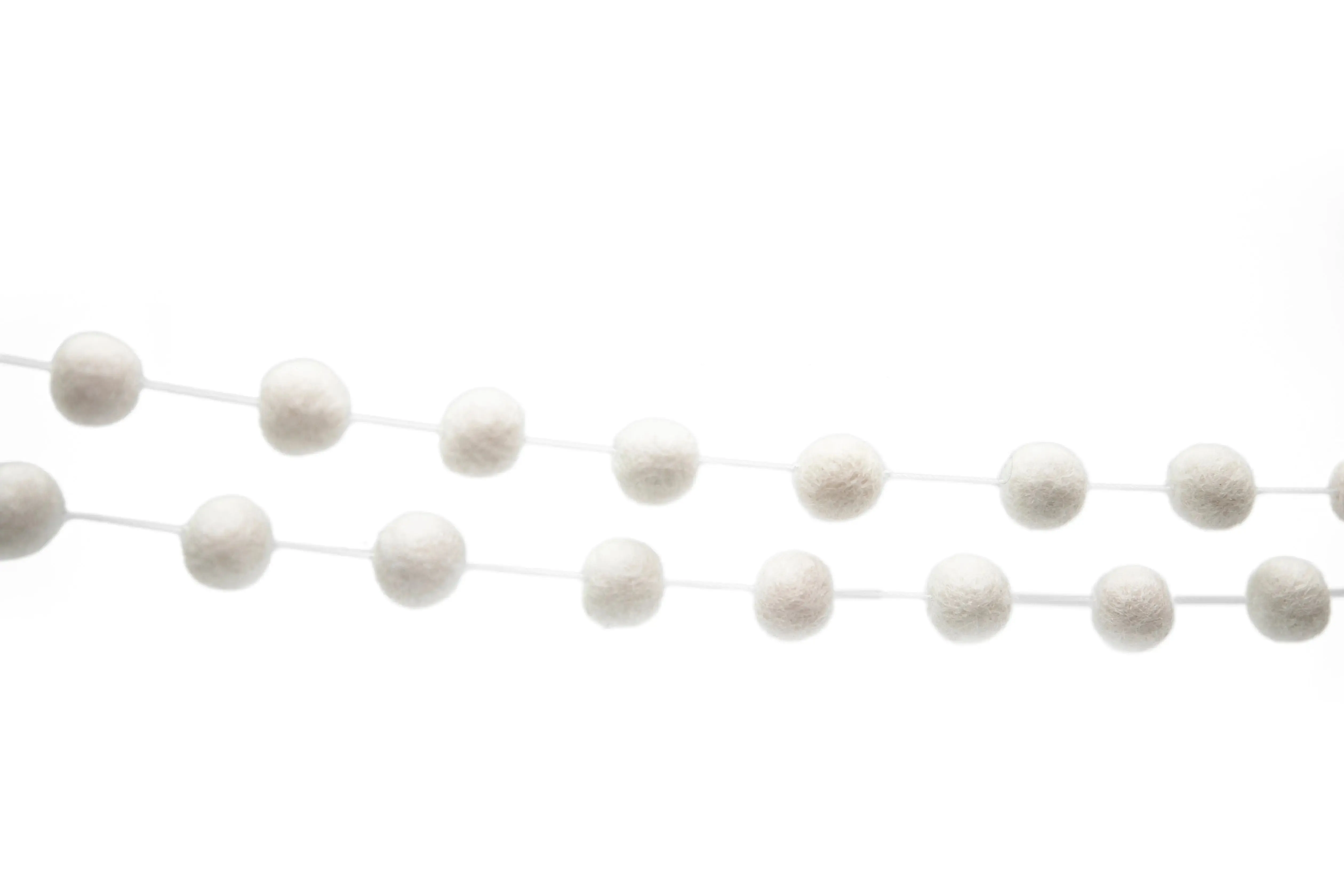 Wool Felt Garland: Sustainable Whimsical Home Decor White
