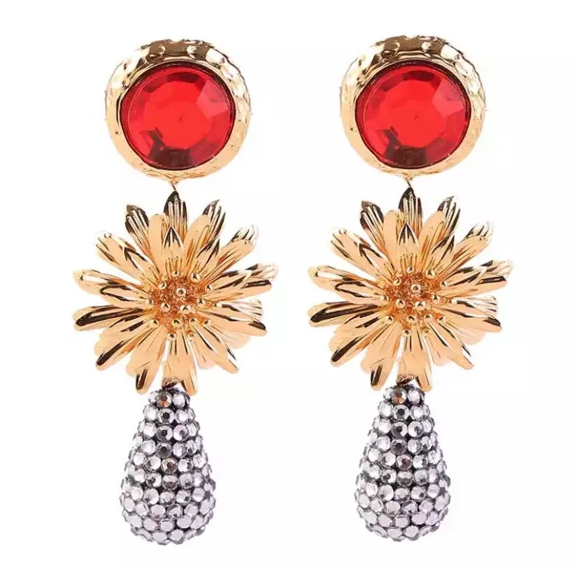 ZOEY STATEMENT EARRINGS